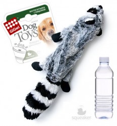 Игрушка для собак GiGwi шкурка енота с пластиковой бутылкой и пищалками, 52 см